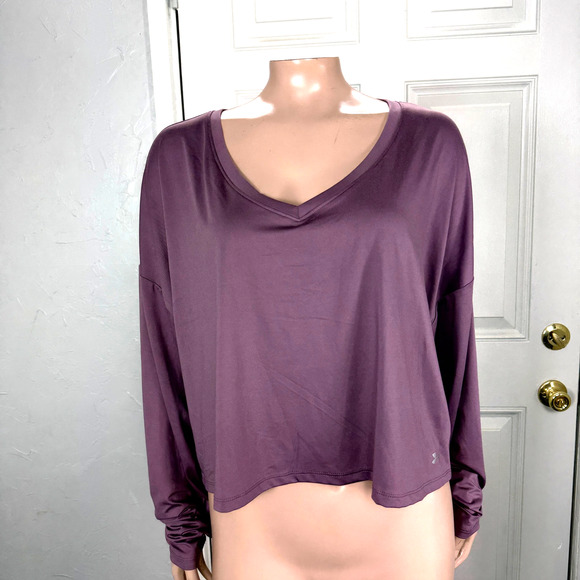 NEW Under Armour Womens Shirt Large Athletic Loose Fit Movement Crop C4-26 - Picture 1 of 7